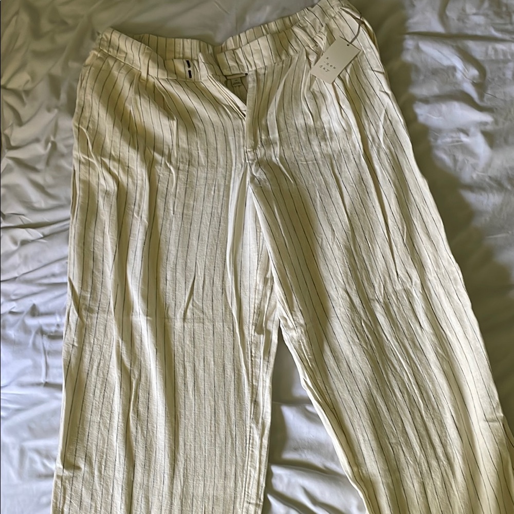 White Stripe Linen Pant